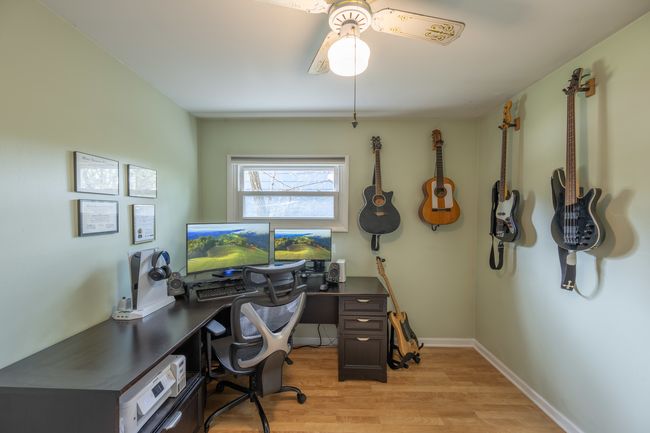 526 Gamble Dr, House other with 3 bedrooms, 2 bathrooms and 2 parking in Lisle IL | Image 16