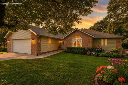 9 Harrington Cir, Bella Vista, AR, 72714-4022 | Card Image