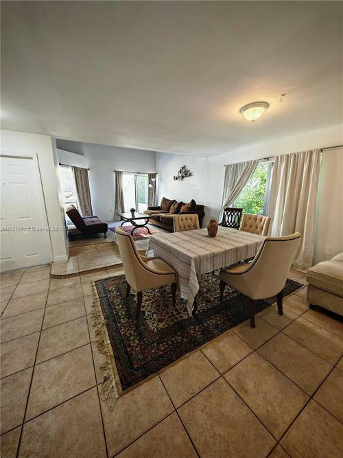 2-4807 Ponce De Leon Blvd, Coral Gables, FL, 33146-2009 | Card Image