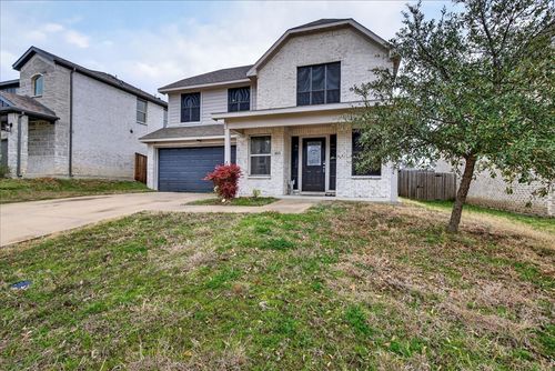 105 Brooks St, Terrell, TX, 75160-3302 | Card Image