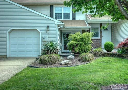 40 Staghorn Dr, Matawan, NJ, 07747-9673 | Card Image