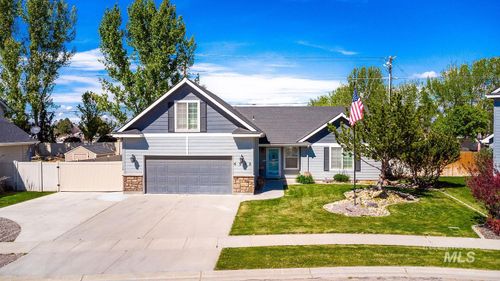 4532 E Burgundy Ct, Nampa, ID, 83686-5080 | Card Image