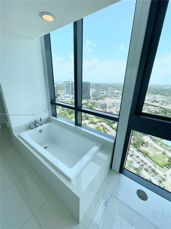 UNIT-3808 - 650 Ne 32 Nd St, Condo with 1 bedrooms, 2 bathrooms and null parking in Miami FL | Image 16