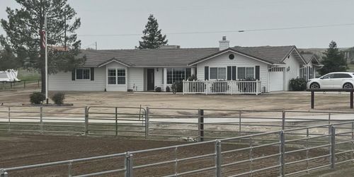 37647 Verde Ave, Madera, CA, 93636-8272 | Card Image