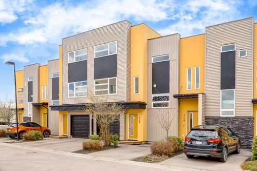 108 Covecreek Circle Ne, Calgary, AB, T3K0W6 | Card Image