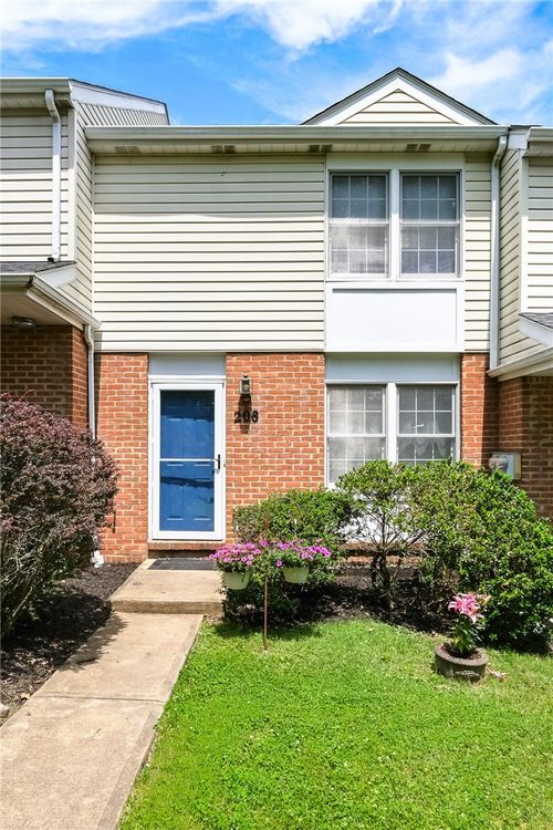 208 Meadowview Dr, Canonsburg, PA, 15317-2386 | Card Image