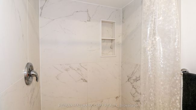 51 Christie Cres, House other with 4 bedrooms, 2 bathrooms and 4 parking in Barrie ON | Image 34