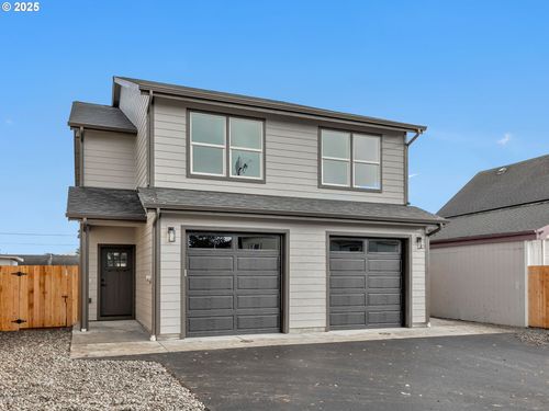 120 Sw Alder Ct, Warrenton, OR, 97146-9579 | Card Image