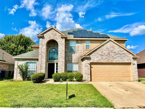 405 Milton Dr, Arlington, TX, 76002-4173 | Card Image