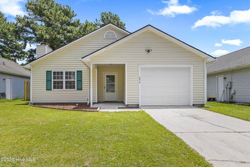 3012 Derby Run Rd, Jacksonville, NC, 28546-6928 | Card Image