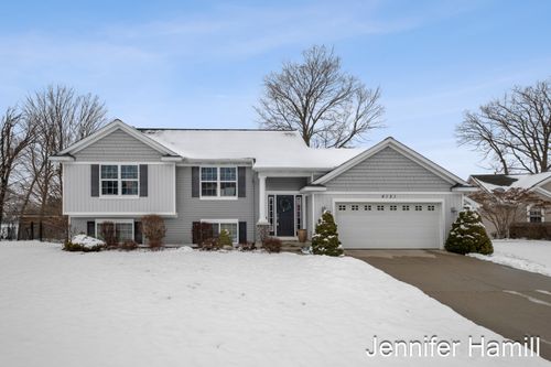 4121 Savannah Ct Sw, Grandville, MI, 49418-1768 | Card Image