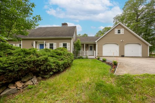 223 Cheshire Rd, Prospect, CT, 06712-1746 | Card Image