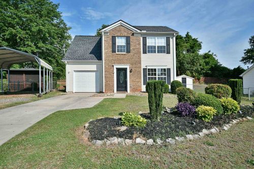 136 W Corley Lane, Spartanburg, SC, 29303-2647 | Card Image