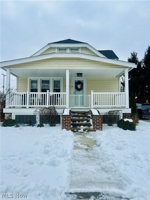 19380 Newton Ave, Euclid, OH, 44119-1129 | Card Image