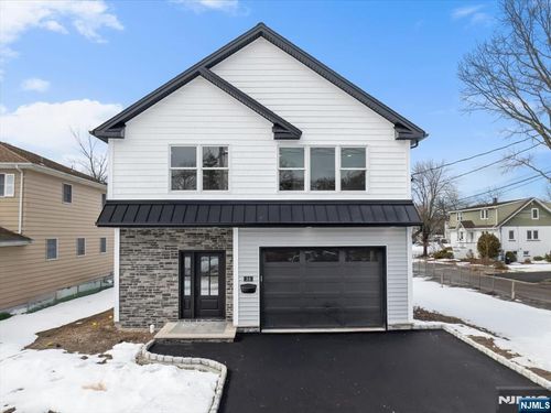 34 Zazzetti St, Waldwick, NJ, 07463-1619 | Card Image