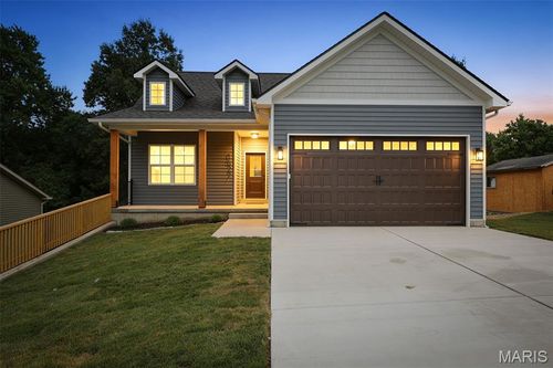1527 Koch Ln, De Soto, MO, 63020-2563 | Card Image