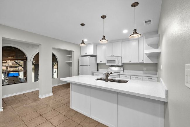 139 - 1313 Harbor Island Dr., Condo with 2 bedrooms, 2 bathrooms and 1 parking in Port Isabel TX | Image 8