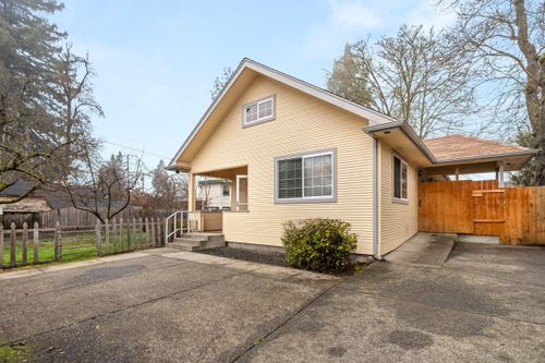 340 Sw L Street, Grants Pass, OR, 97526 | Card Image