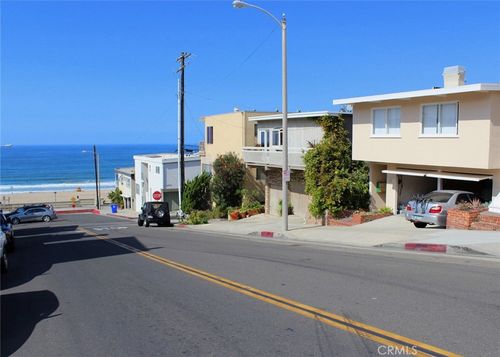 apt-c-121 Rosecrans Ave, Manhattan Beach, CA, 90266-3274 | Card Image