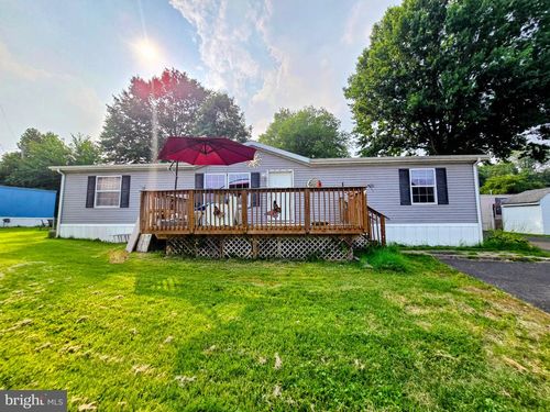 t-94-1302 Gibson Rd, BENSALEM, PA, 19020-3036 | Card Image