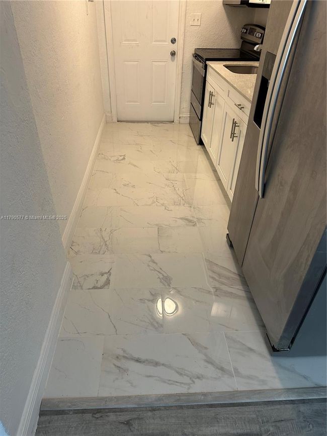 APT-2 - 5511 Sw 20 Th St, Home with 1 bedrooms, 1 bathrooms and null parking in West Park FL | Image 6