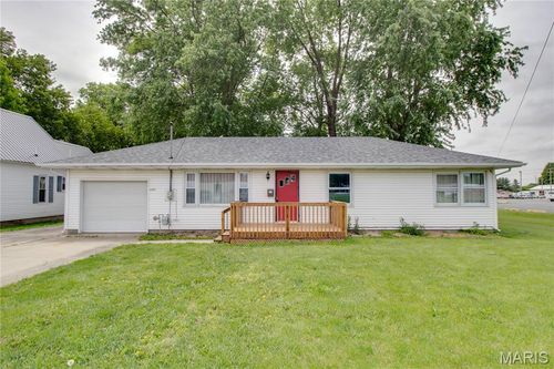 440 W State St, Waverly, IL, 62692-1063 | Card Image
