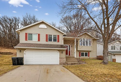 2826 Northern Slopes Lane Ne, Rochester, MN, 55906 | Card Image