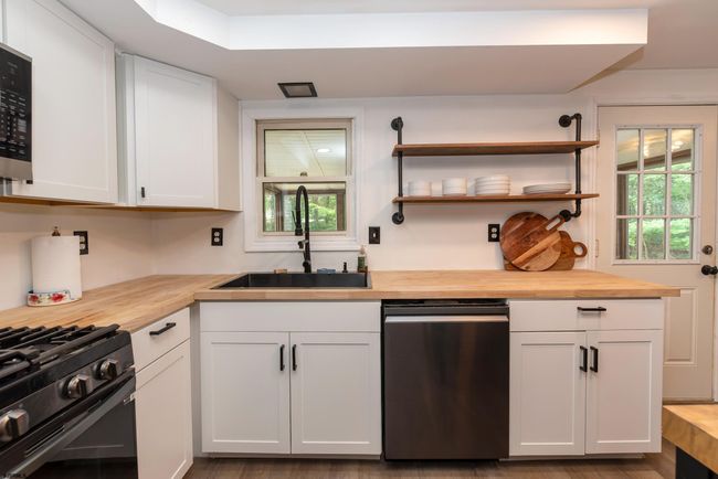 815 Berrywood Ln Ln, House other with 4 bedrooms, 2 bathrooms and null parking in Absecon NJ | Image 13