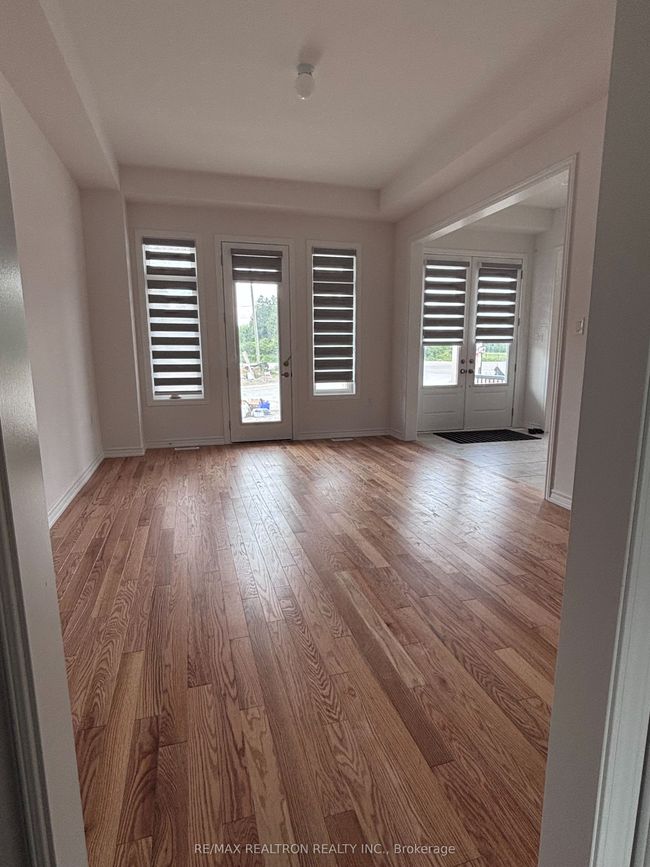 1 Rail Trail Crt, House other with 5 bedrooms, 4 bathrooms and 2 parking in Sutton West ON | Image 4