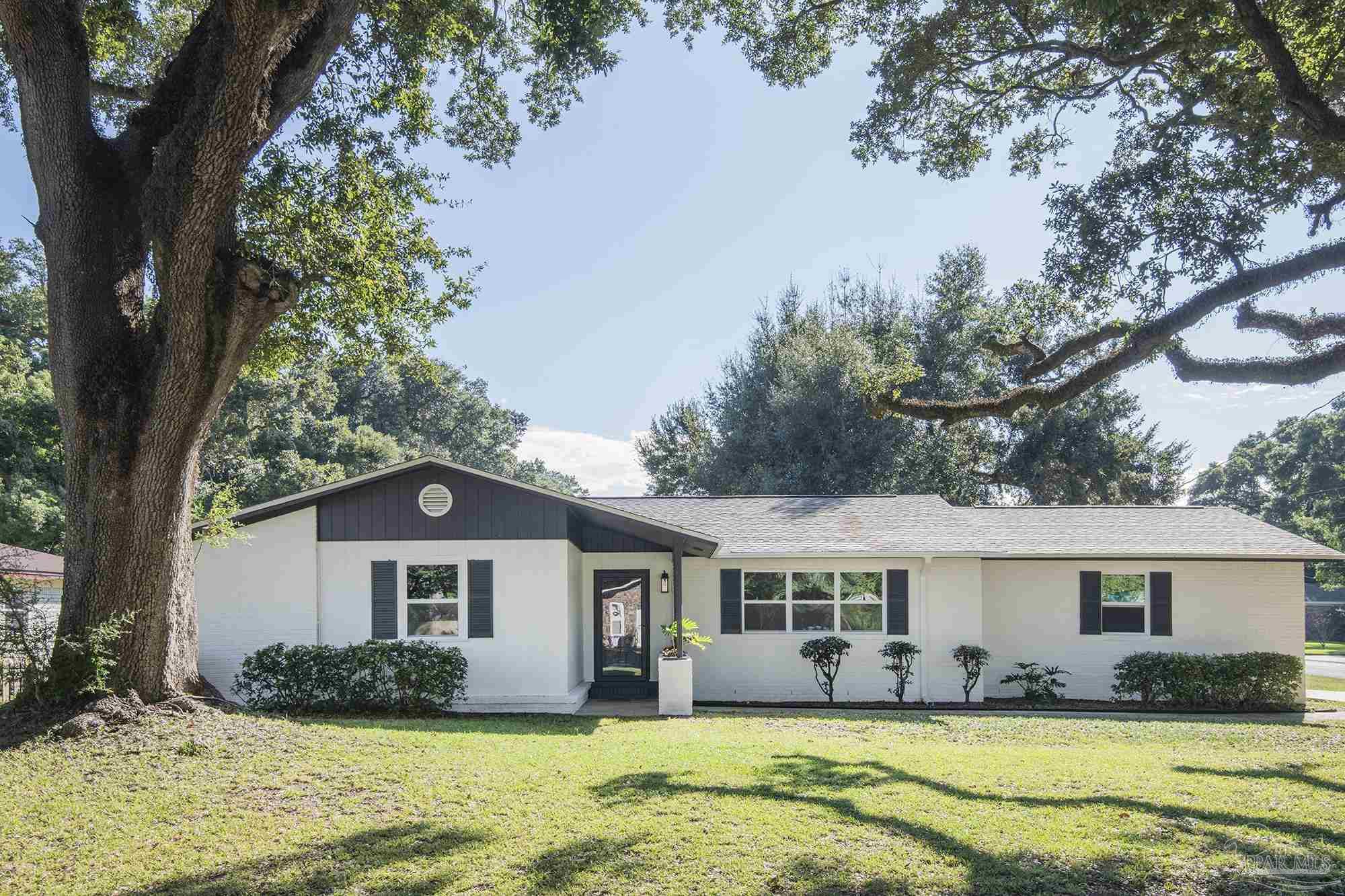 Colonade Cir, Pensacola, FL 32506
