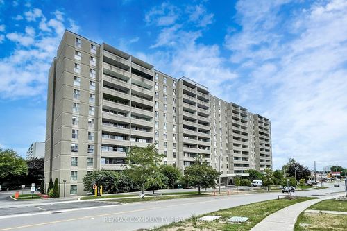 213-2 Glamorgan Ave, Scarborough, ON, M1P2M8 | Card Image
