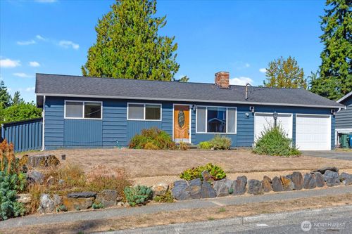 6921 188th Pl Sw, Lynnwood, WA, 98036-4102 | Card Image