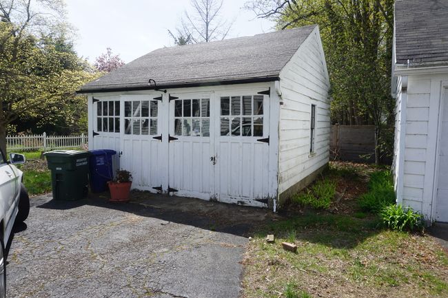 1057 Briarwood Ave, House other with 4 bedrooms, 1 bathrooms and 4 parking in Bridgeport CT | Image 26
