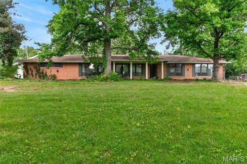 6530 Deerwood Dr, Cedar Hill, MO, 63016-3447 | Card Image