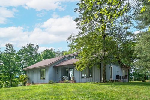 29 Deer Haven Dr, Buena Vista, VA, 24416-4709 | Card Image