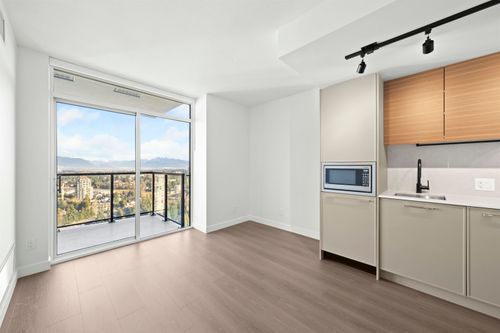 3606-13745 George Junction, Surrey, BC, V3T0V8 | Card Image