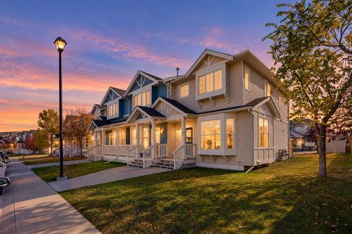 101-703 Luxstone Sq Sw, Airdrie, AB, T4B0A3 | Card Image