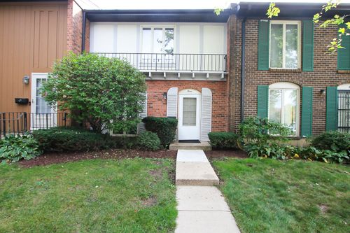 3 Garden Crescent Ct, Elgin, IL, 60123-2724 | Card Image