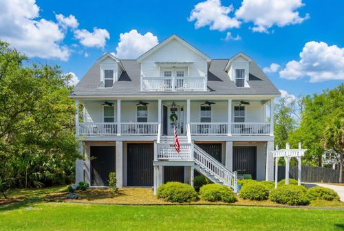1541 Periwinkle Dr, Mount Pleasant, SC, 29466-9114 | Card Image