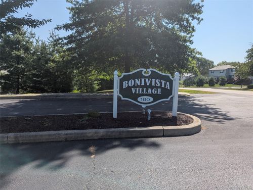 apt-13d-100 Boniface Dr, Pine Bush, NY, 12566-7068 | Card Image