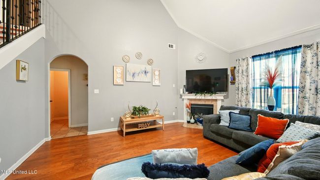 44-web-or-mls-DSC06834 Jared Evans | Image 27