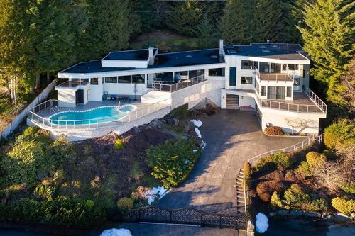 1151 Millstream Rd, West Vancouver, BC, V7S2C8 | Card Image