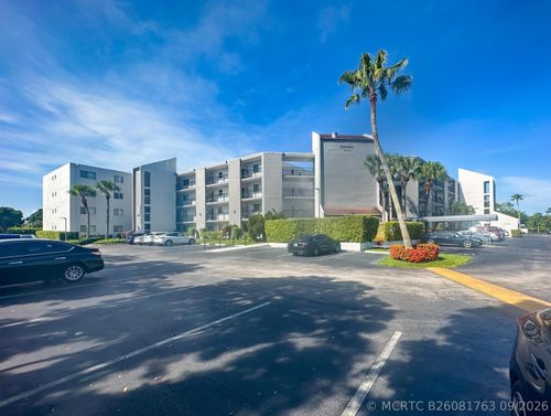 206-6850 10th Ave N, Lake Worth, FL, 33467-1990 | Card Image