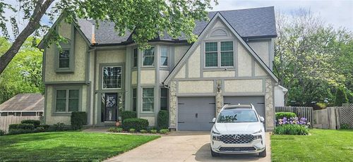 13745 S Blackfoot Dr, Olathe, KS, 66062-4551 | Card Image