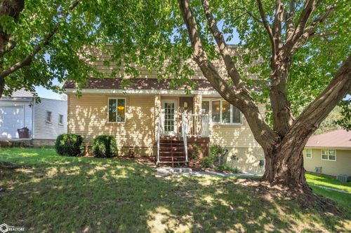 712 6th Street, Traer, IA, 50675 | Card Image