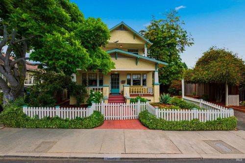 1134 Willow Avenue, Napa, CA, 94559 | Card Image