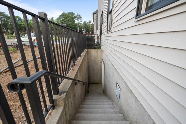 View of stairs | Image 38