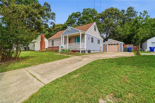 1338 Boxwood Cir, Norfolk, VA, 23518-2844 | Card Image