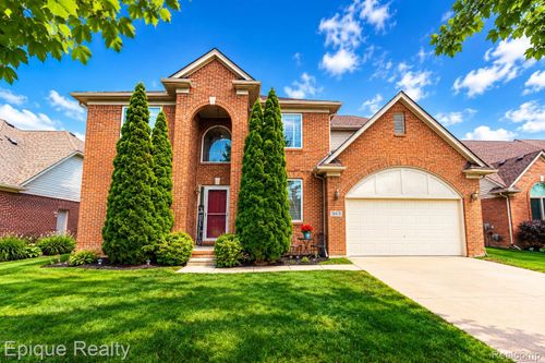 50470 Chief Dr, Macomb, MI, 48044-6317 | Card Image
