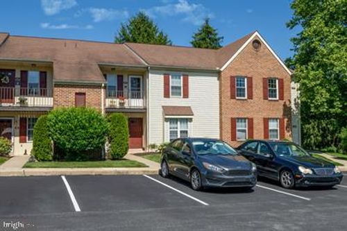 305 Westridge Cir, PHOENIXVILLE, PA, 19460-3386 | Card Image
